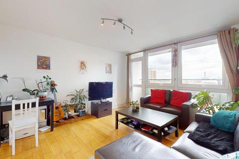 2 bedroom flat to rent, Braithwaite Tower, Hall Place, London, W2