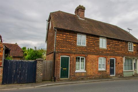 2 bedroom semi-detached house for sale, Central Location in Goudhurst