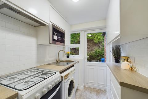 4 Brickyard Cottages, North Ferriby, HU14 3AD