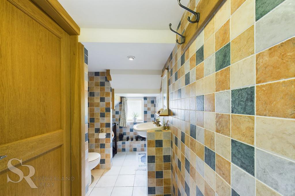 WC/Cloakroom