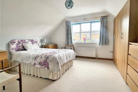 20 Atheling Road, Hythe, Southampton, SO45 6BR