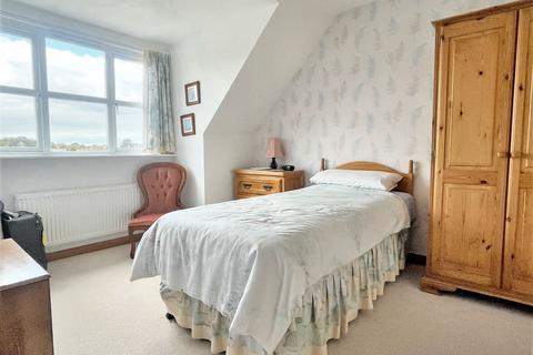 20 Atheling Road, Hythe, Southampton, SO45 6BR