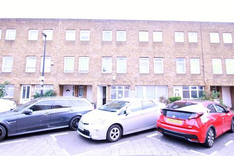 4 bedroom terraced house to rent, Brabazon Street, London, E14