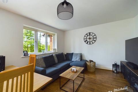 2 bedroom flat for sale, The Firs High Street, Whitchurch