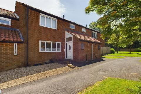 3 bedroom terraced house for sale, Osbourne Close, Hemlington, Middlesbrough, TS8