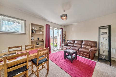 2 bedroom penthouse for sale, Tewkesbury, Gloucestershire GL20