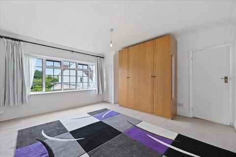 1 bedroom flat to rent, Queen Annes Gardens, Ealing, London, W5