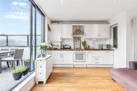 2 bedroom apartment for sale, St. John's Hill, SW11