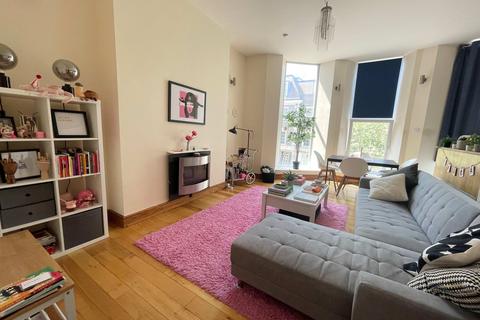 1 bedroom apartment to rent, Terminus Road, Eastbourne BN21