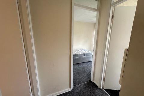 2 bedroom apartment for sale, Chelmsford Court, 96 Nash Square, Perry Barr, Birmingham, B42 2EX