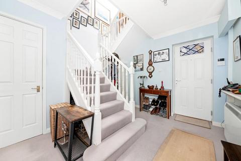 2 bedroom apartment for sale, Overhill Road, East Dulwich, London, SE22