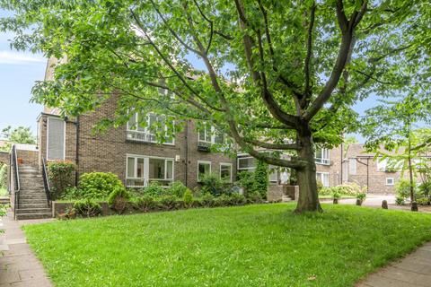 3 bedroom flat for sale, Pond Mead, Dulwich