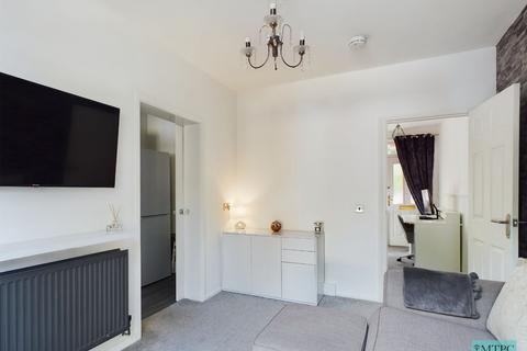1 bedroom flat to rent, Cemetery Road, York