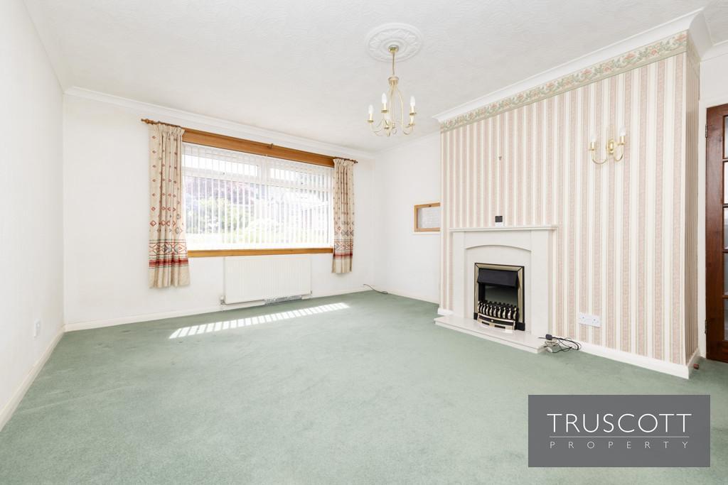 Sitting/Dining Room