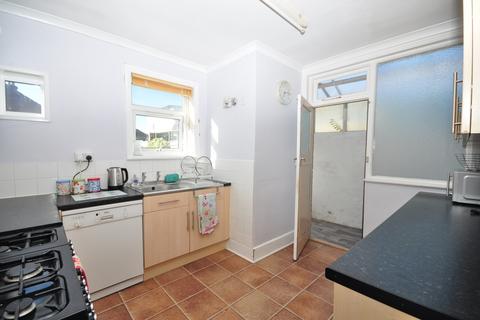 3 bedroom semi-detached house to rent, Lyndhurst Road Portsmouth PO2