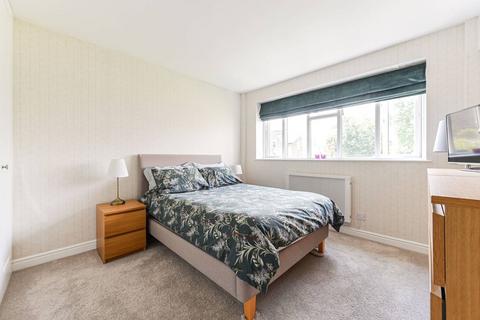 1 bedroom flat to rent, Sandhurst Court, Brixton, London, SW2