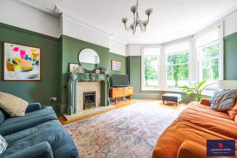 4 bedroom terraced house for sale, St Georges Avenue, Kingsley, Northampton, Northamptonshire, NN2