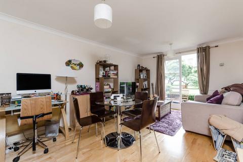 1 bedroom flat to rent, Brompton Park Crescent, Fulham, London, SW6