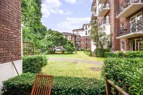 1 bedroom flat to rent, Brompton Park Crescent, Fulham, London, SW6