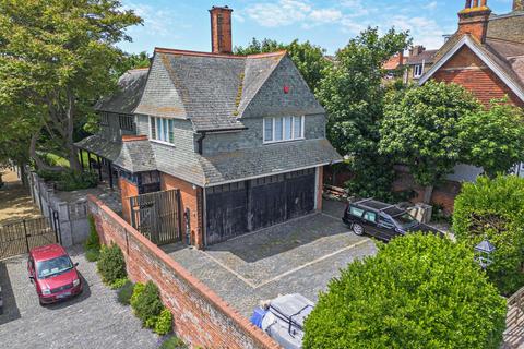 Detached house for sale, Brockenhurst Road, Ramsgate, Kent