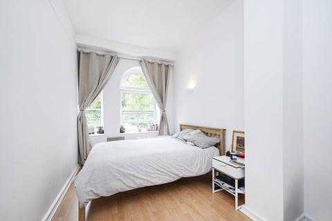 3 bedroom maisonette for sale, Martello Street, London Fields, London, E8