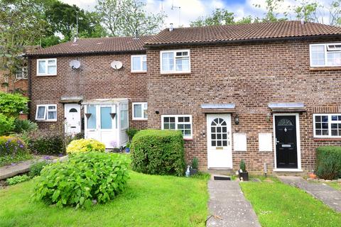 6 Chestnut Close, East Grinstead, RH19 3UW