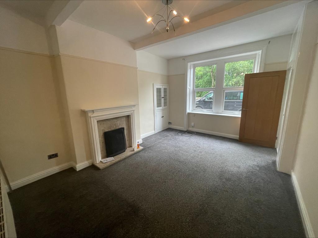 Exley Head, Keighley BD22 2 bed terraced house to rent £750 pcm (£173 pw)