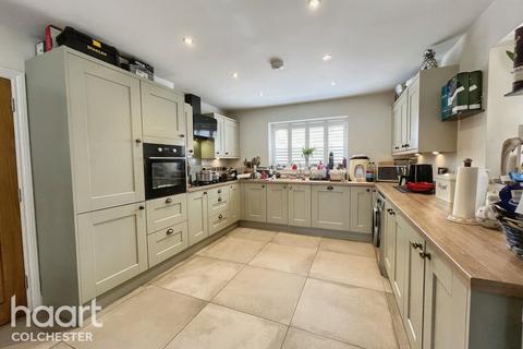 3 bedroom link detached house for sale, Parsons Heath, Colchester