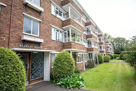 1 bedroom flat to rent, Poole Road, Branksome BH12