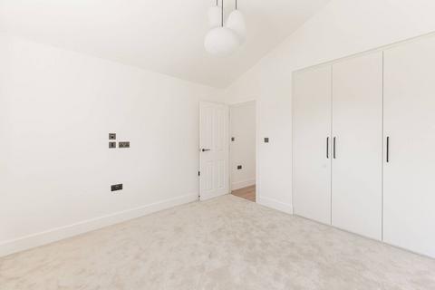 1 bedroom flat for sale, 24 Concanon Road, Brixton SW2