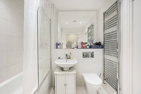 2 bedroom flat for sale, Christian Street, Whitechapel, London, E1