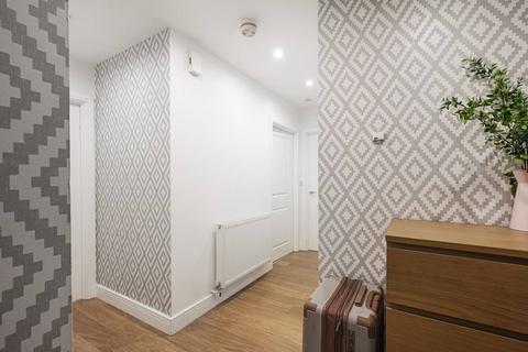 2 bedroom flat for sale, Christian Street, Whitechapel, London, E1