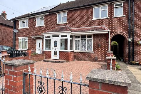 3 bedroom semi-detached house for sale, Belper Road, Eccles, Manchester