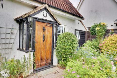 3 bedroom cottage for sale, Gaston Green, Little Hallingbury, Bishop's Stortford, CM22