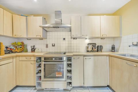 2 bedroom flat for sale, Lordship Lane, East Dulwich