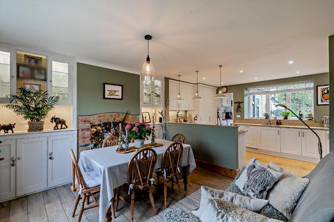 2, Manor Cottages Bibury Road, Aldsworth, Cheltenham, GL54 3RD