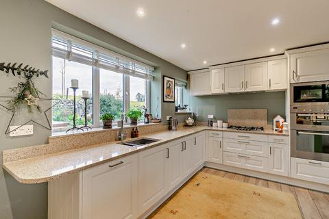2, Manor Cottages Bibury Road, Aldsworth, Cheltenham, GL54 3RD