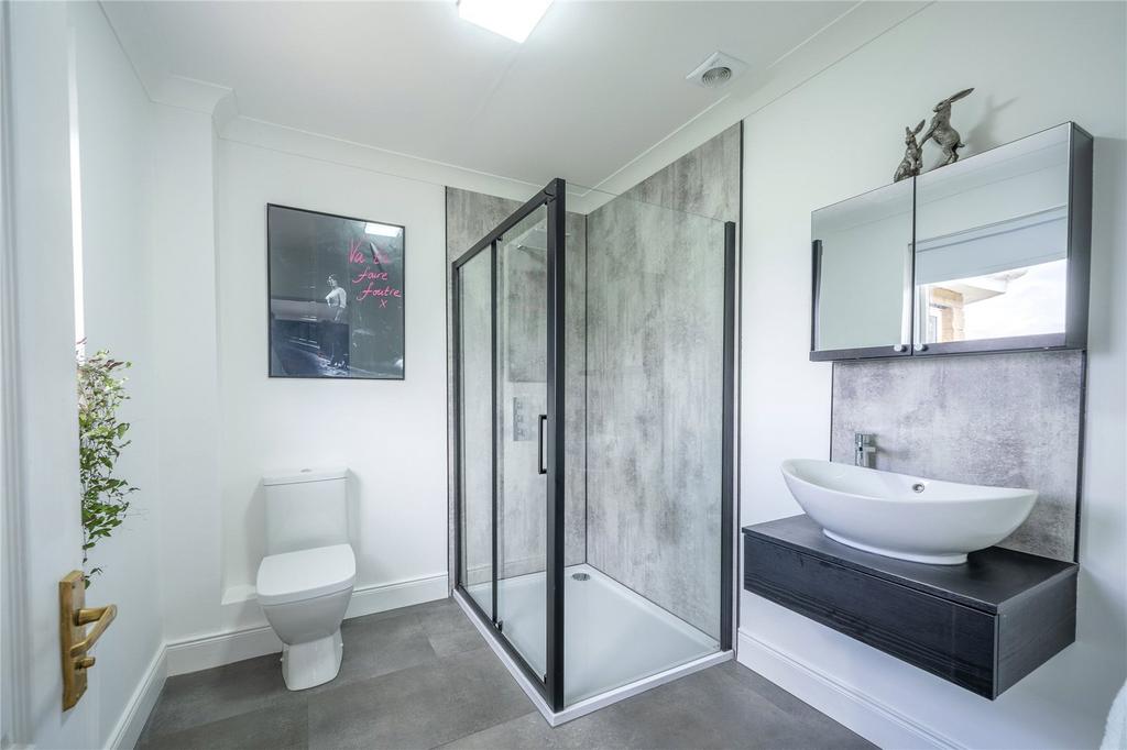 Ensuite
