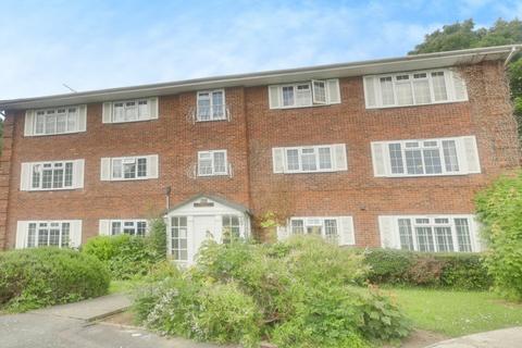 2 bedroom apartment for sale, Foxwood Place, Leigh-on-sea, SS9