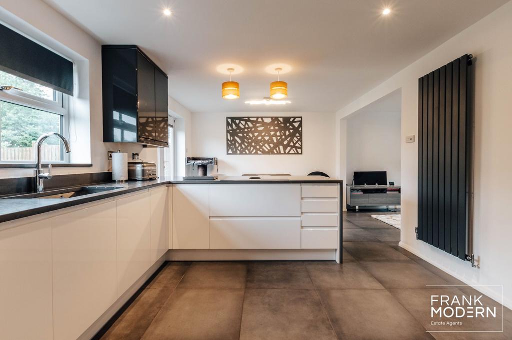 Kitchen / Diner