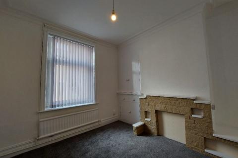 2 bedroom terraced house to rent, Nairne Street, Burnley BB11