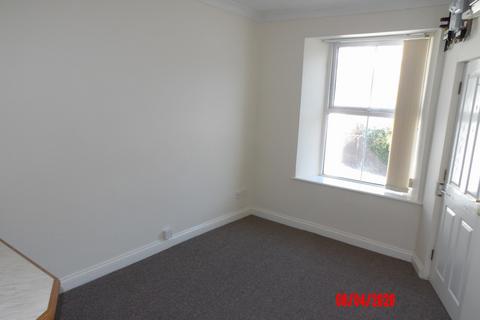 1 bedroom flat to rent, The Square, Braunton, EX33