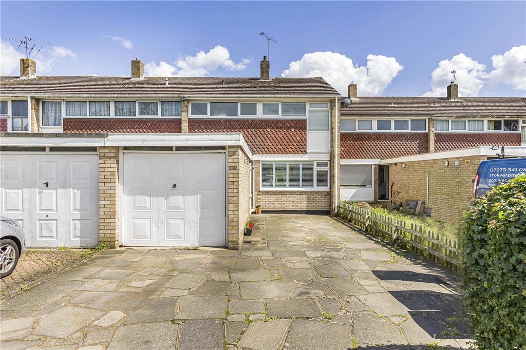 Wren Wood, Welwyn Garden City... 3 bed terraced house for sale £475,000