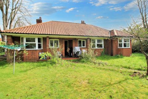 4 bedroom detached house to rent, Earlham Road, Norwich NR4