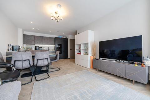 2 bedroom flat for sale, Totteridge,  London,  N20