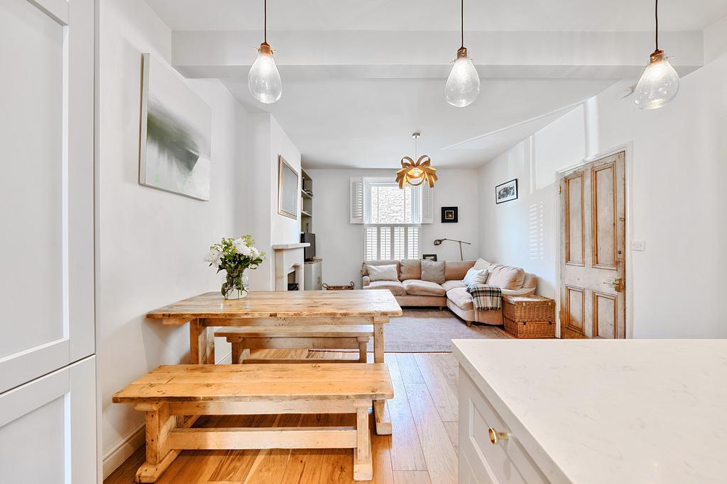 Dining Area/Lounge