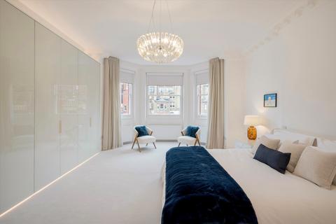 2 bedroom flat for sale, Cadogan Square, London, SW1X