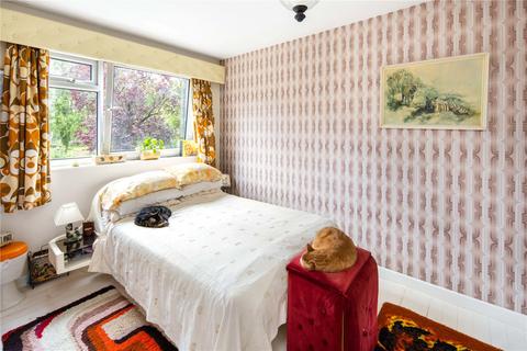 9 Pollard Street, London, E2 6LY