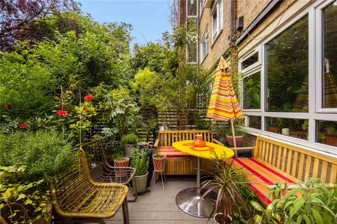 9 Pollard Street, London, E2 6LY