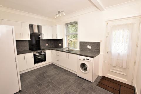 2 bedroom semi-detached house to rent, Newfield Crescent , Hamilton, South Lanarkshire, ML3 9DT